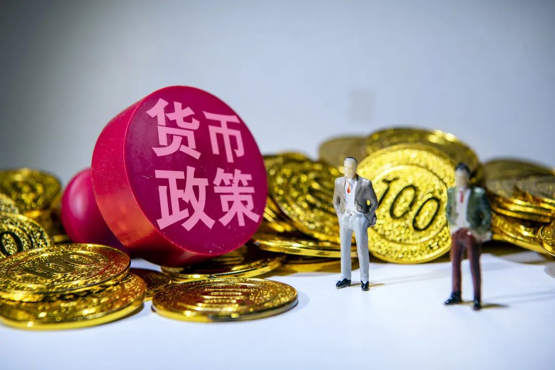 信息量巨大！央行行長(zhǎng)易綱專(zhuān)訪釋放六大信號(hào)！提到了數(shù)字人民幣、貨幣政策_(dá)鳳凰網(wǎng)財(cái)經(jīng)_鳳凰網(wǎng)