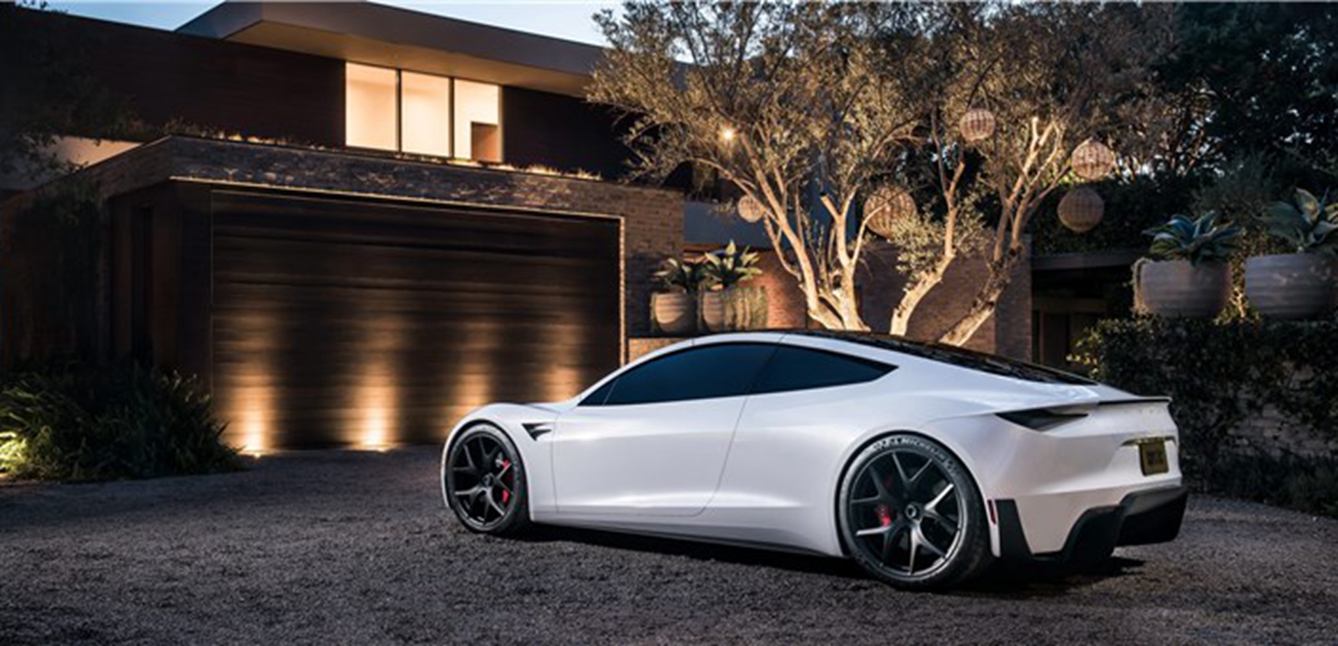 特斯拉 Roadster 動力參數曝光：1.9 秒破百/續(xù)航 998km_新聞_新出行