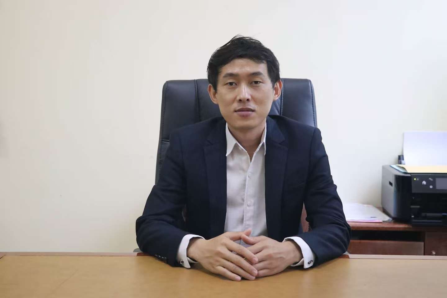 柬埔寨王家研究院孔子學(xué)院柬方院長(zhǎng)陳統(tǒng)崇。受訪者供圖