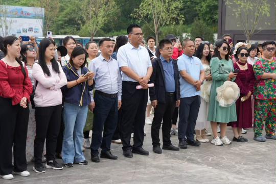 圖示, 示意圖&#10;&#10;中度可信度描述已自動(dòng)生成