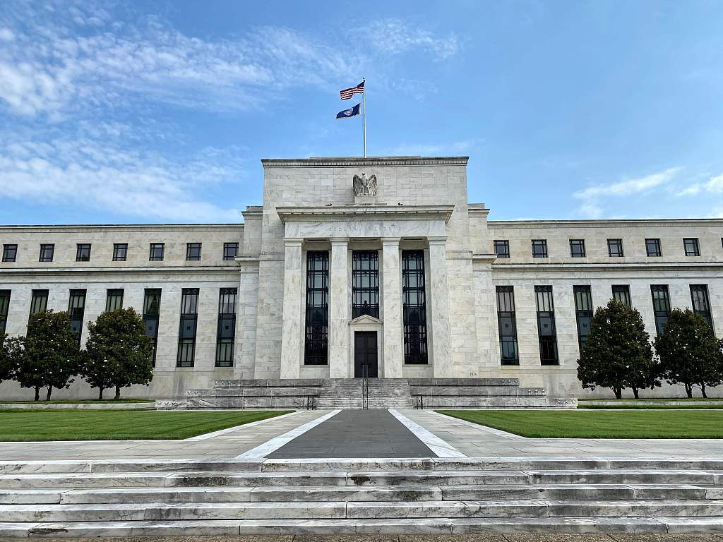 美联储梅斯特：支持升息至4%水平 预计明年年内不会降息_凤凰网