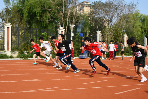 沛县第二中学举办系列体育运动会，推进阳光体育运动建设_中国江苏网