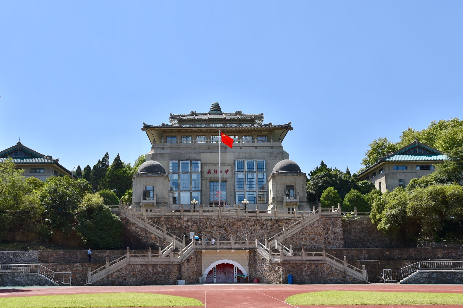 武漢大學(xué)櫻花高清圖片下載-正版圖片501741850-攝圖網(wǎng)