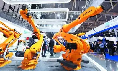 【新時代 新作為 新篇章】工業智能化生產：強AI+機器人協作打造未來工廠_荔枝網新聞