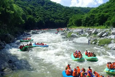 遼寧清原紅河谷漂流攻略_旅泊網