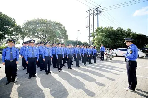 陽澄湖鎮(zhèn)綜合行政執(zhí)法隊伍舉行換裝儀式 - 蘇州市相城區(qū)人民政府