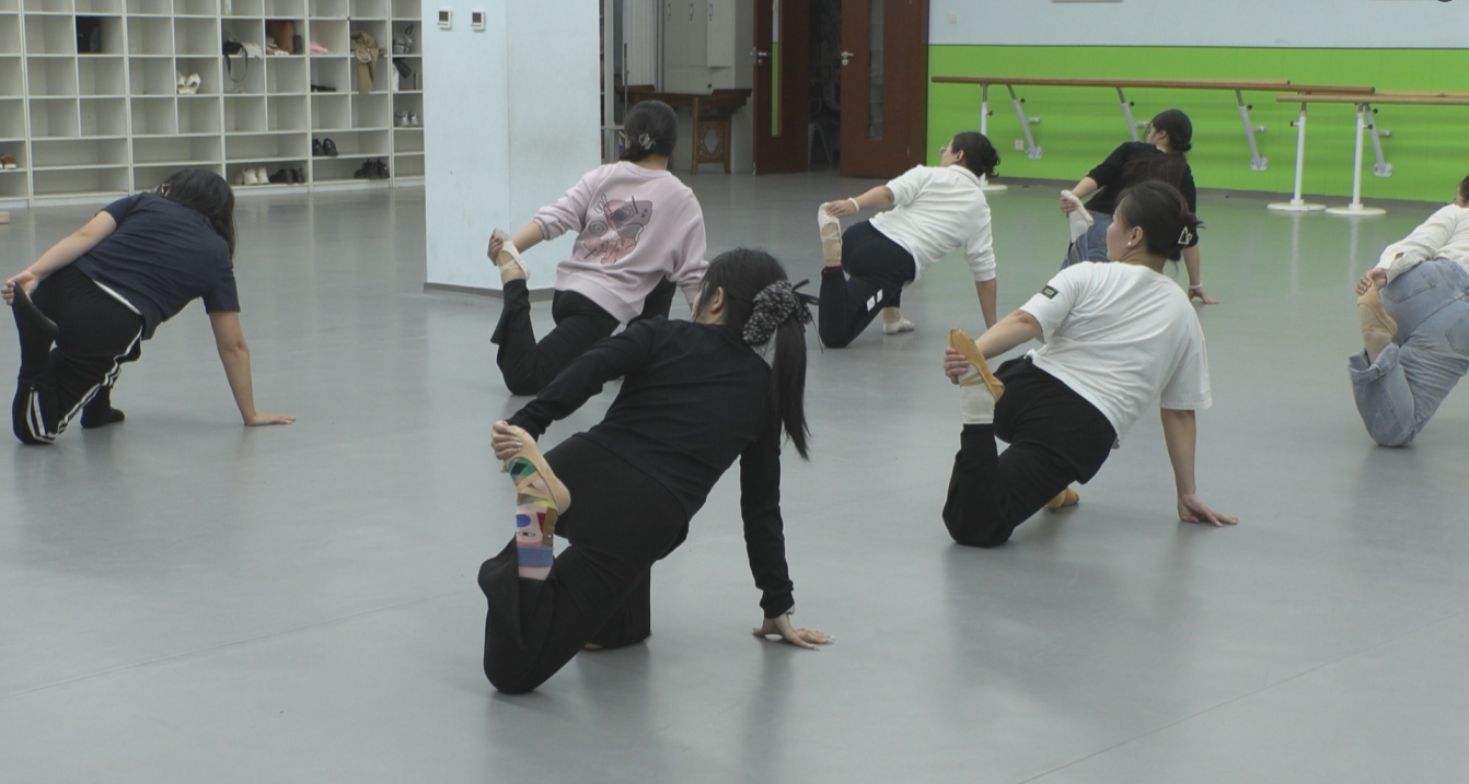 20251022192208536-47-0246b.jpg 20251022192208536-47-0246b.jpg