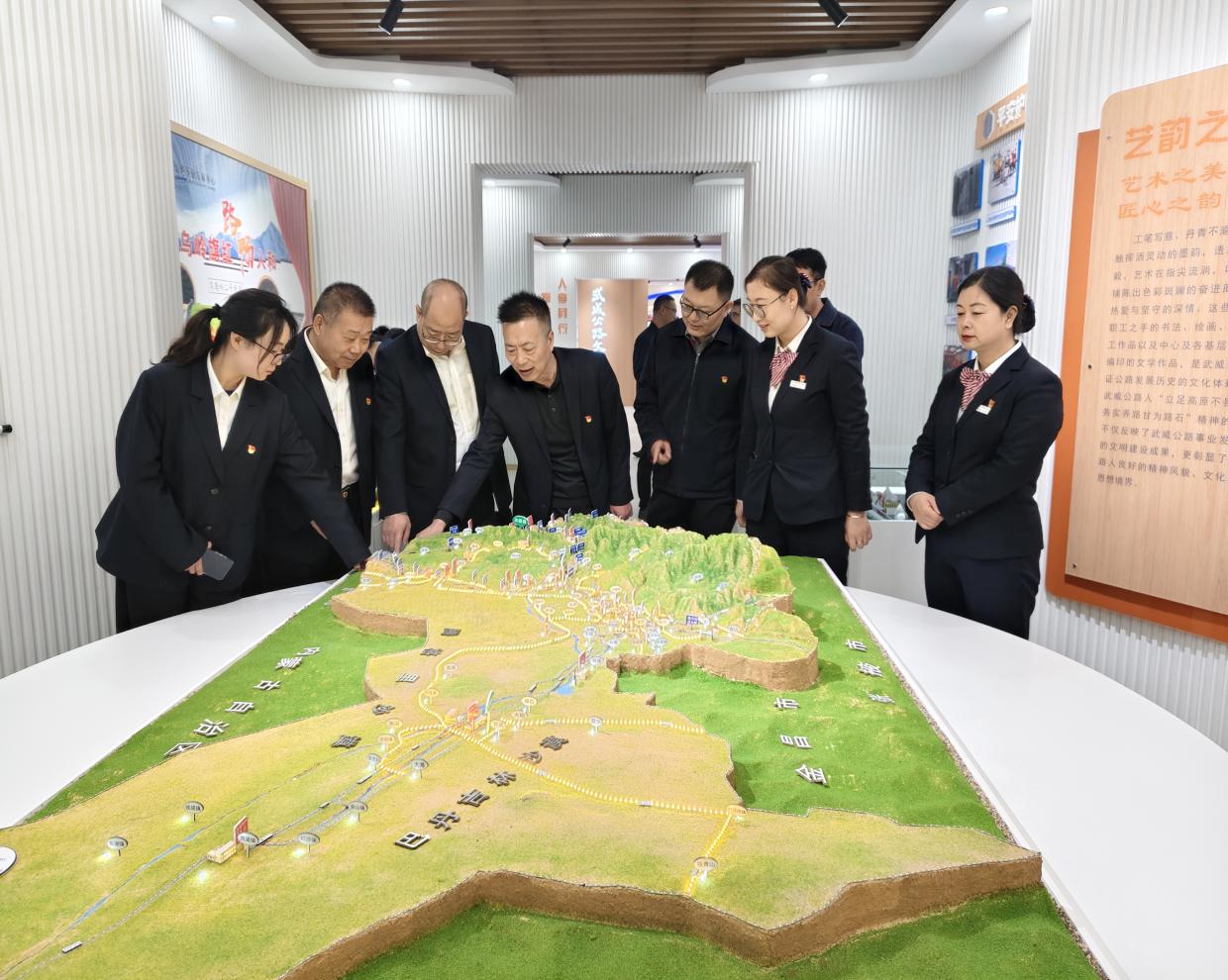 圖示, 示意圖

中度可信度描述已自動生成:ver1