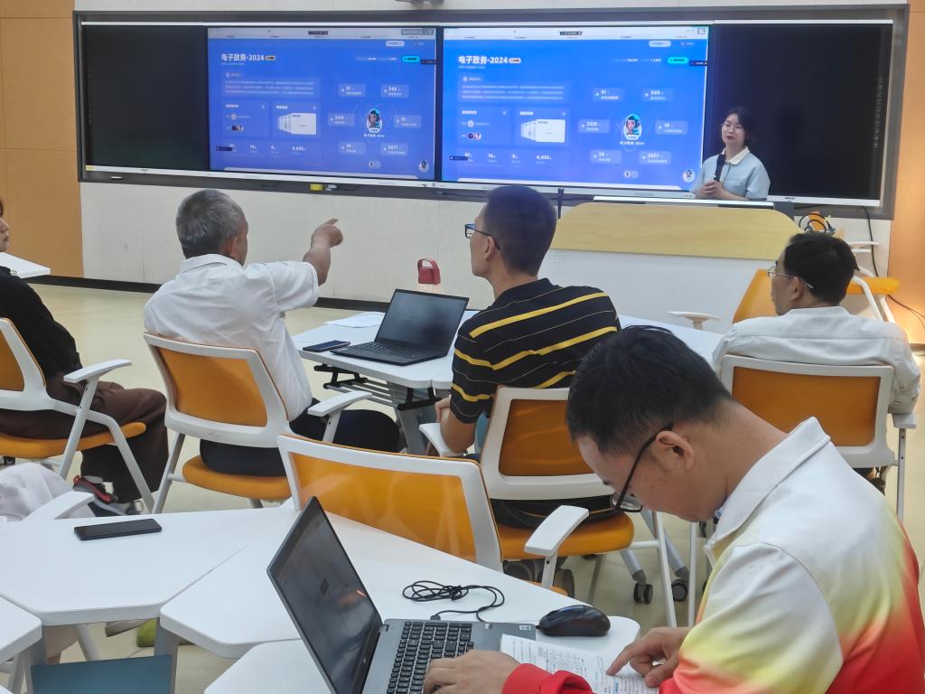 我校成功舉辦 AI 智慧課程建設(shè)培訓(xùn)會-教師教學發(fā)展中心--廣東石油化工學院