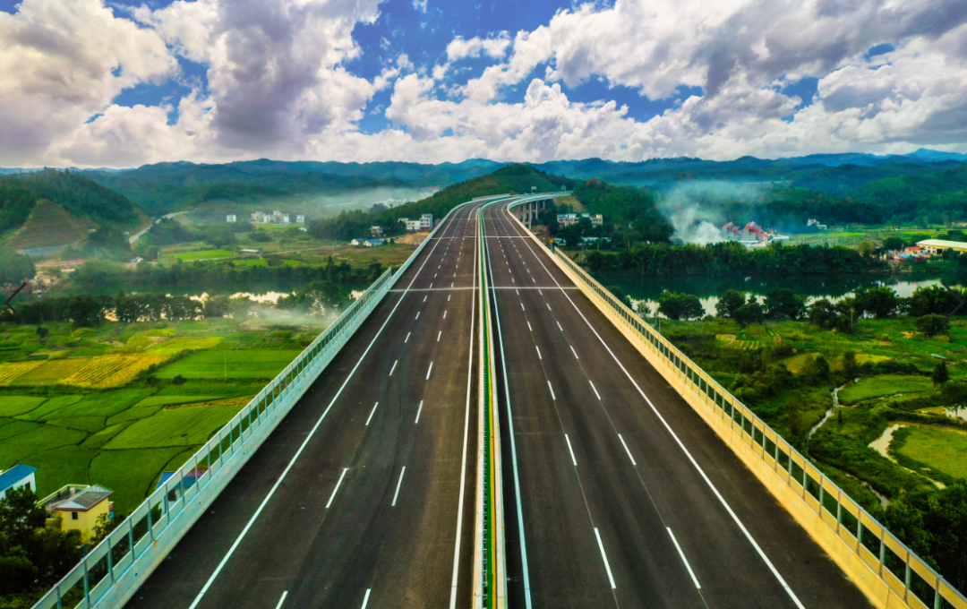 双向6车道！正式通车！|龙南|高速公路|南康市_新浪新闻