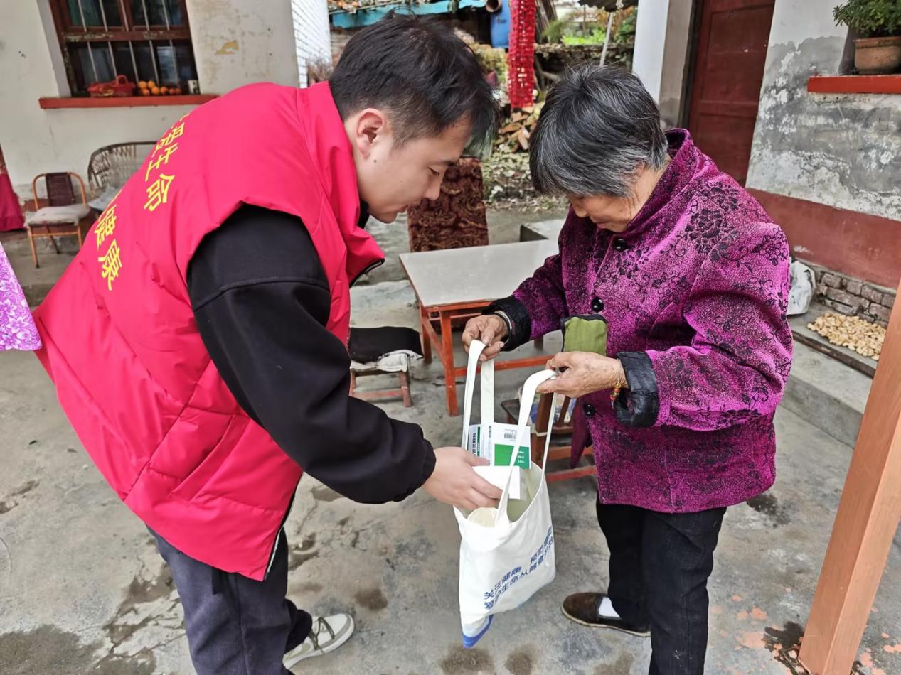 ecc185f02c7077614a55bf0a8fb0b0d0_compress