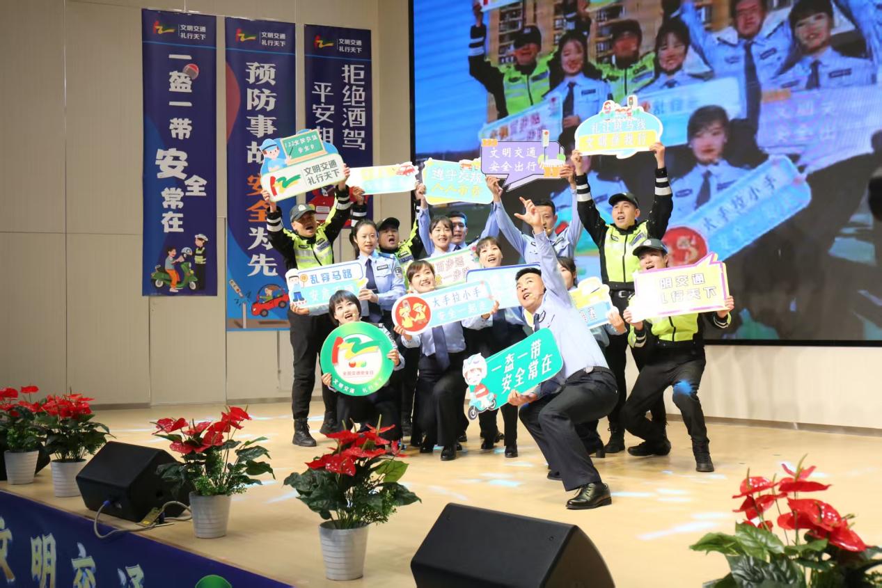 d9f61e11c97d276226888e1c24327eff