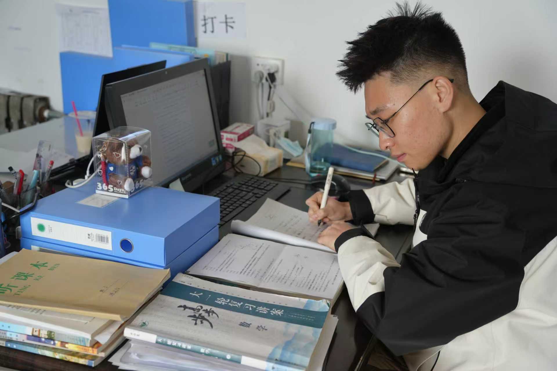 20251212151802249-51-9afba.jpg 20251212151802249-51-9afba.jpg