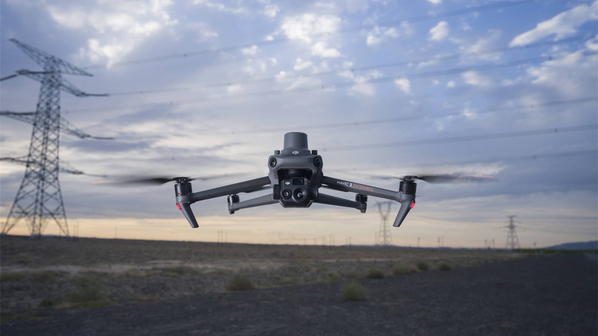 DJI 大疆发布 Mavic 3 行业系列无人机：轻便高效作业新选择 | 极客公园