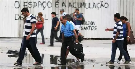 巴西地理统计局：2018年4-6月巴西失业率为12.4% 全国同期失业人数为1300万-CSDN博客