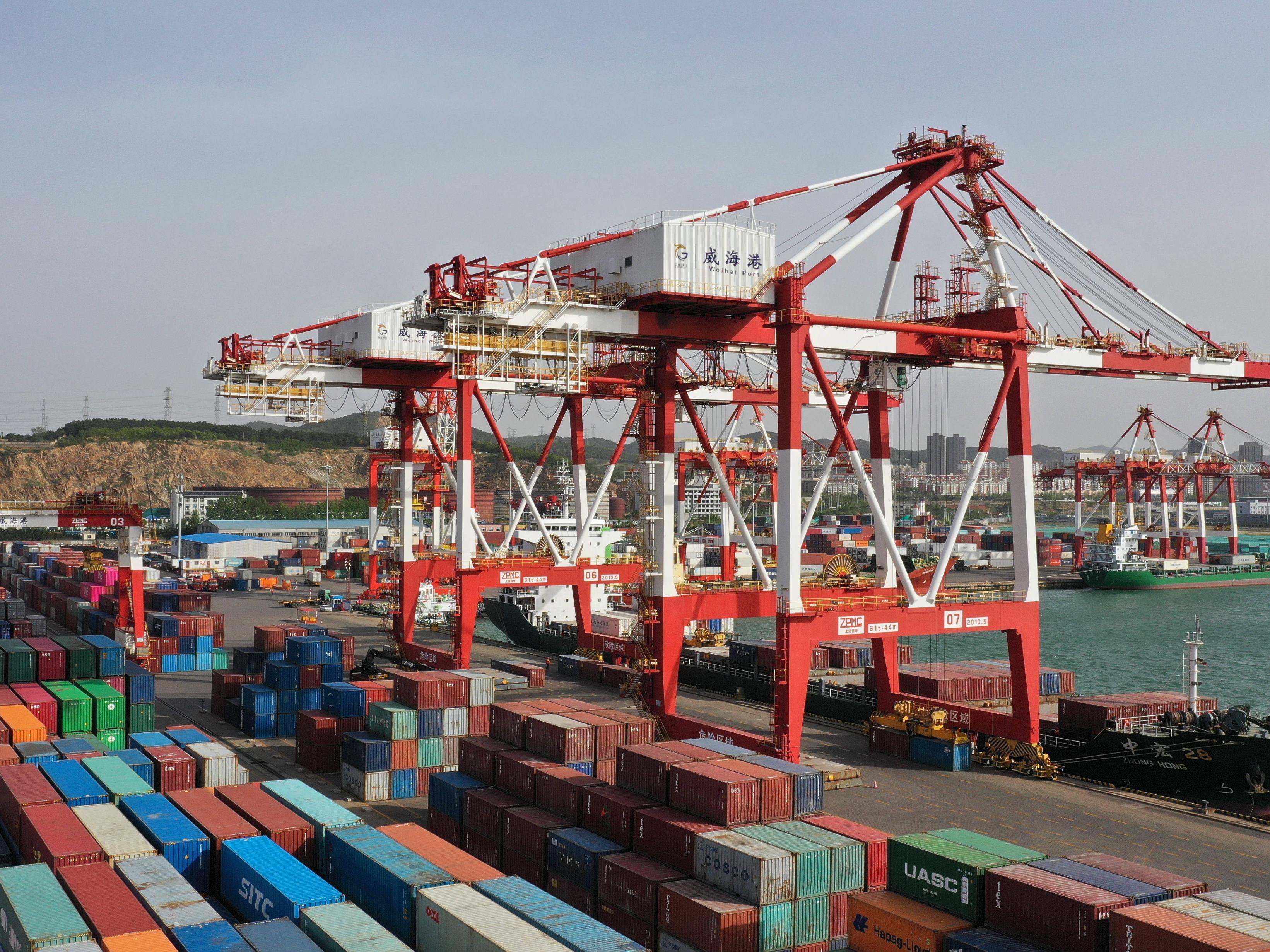 经济日报金观平:我国经济呈现持续向好态势