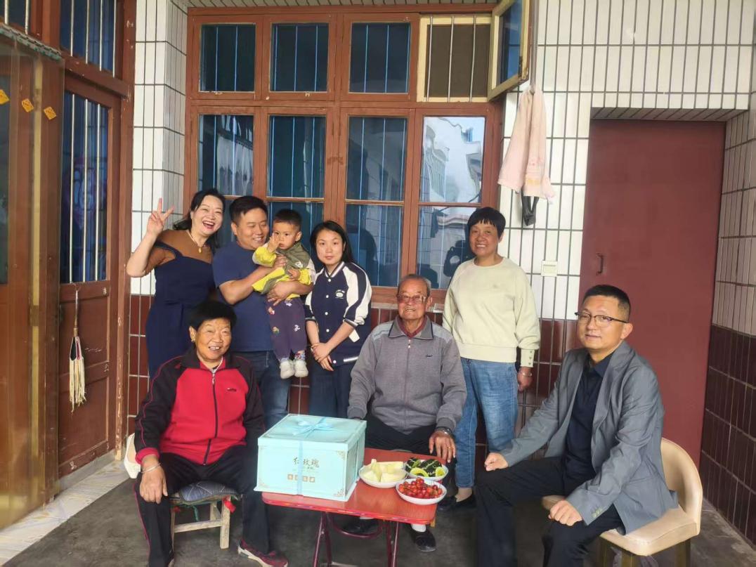 caddf9ab47552abd7b9ea55e7d288080