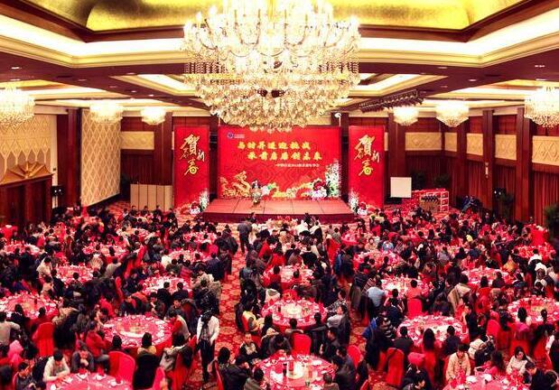 又到一年年會(huì)季，公司年會(huì)場(chǎng)景搭建，這三條是重點(diǎn)-歐馬騰會(huì)展__鳳凰網(wǎng)