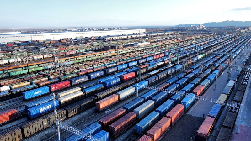 突破1400万吨 阿拉山口口岸2023年铁路过货量创历史新高_地方动态_新疆维吾尔自治区人民政府网