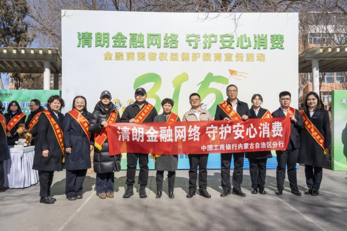 2dpc4lrmx1pXiophfHFsqr（团结小区合影）