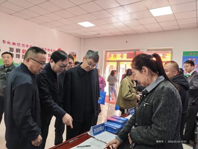 榆林市横山区“春风行动”招聘会开进移民安置点，家门口送岗暖人心