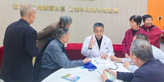 陕西府谷：小区支部激活“邻聚力”