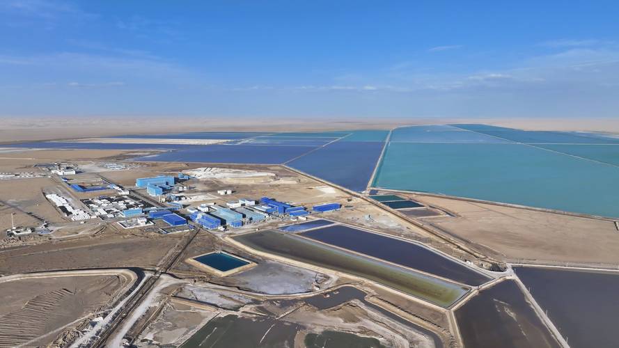 目前中国盐湖集团旗下有青海盐湖工业股份有限公司,青海汇信资产管理