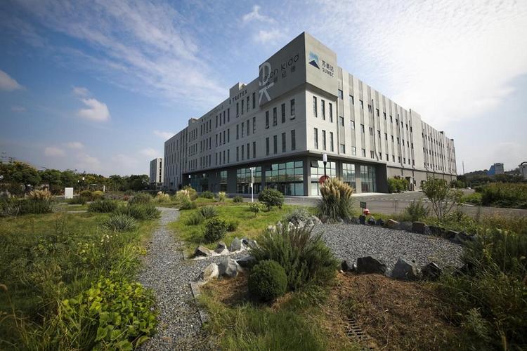 苏美达伊顿纪德多措并举筑牢校服质量安全防线