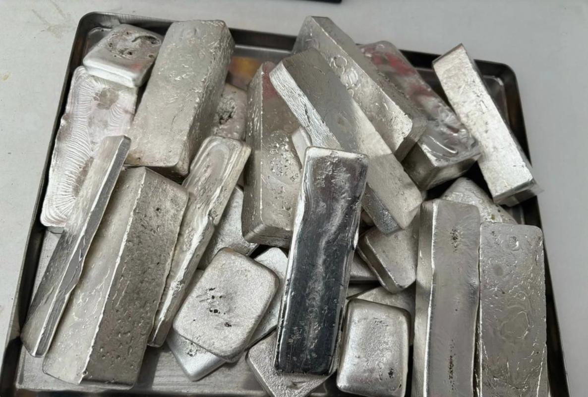 91美元每盎司,沪银期货17843元每千克,中长期工业需求支撑补涨空间