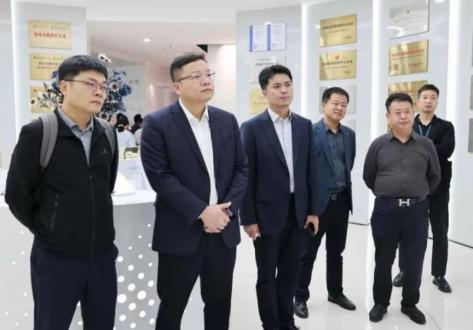 e55b8905d6c2a6e68a0af8d771f076737d866753