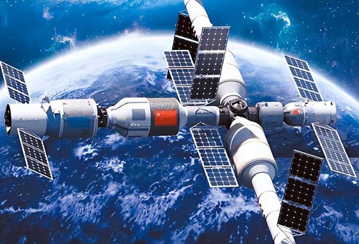 空间站曾多次遭不明物撞击,神十九出舱9小时加装护甲,有危险吗