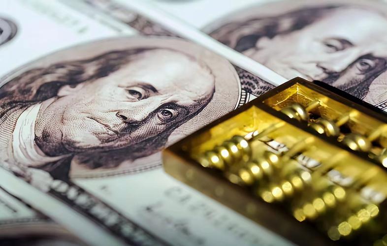 美国财政部8月15日刚发布的6月国际资本流动报告里