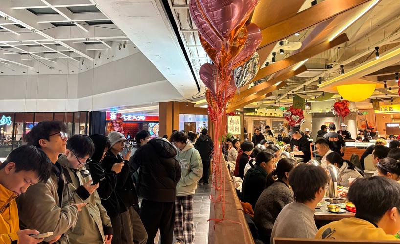 人均60元原切肥牛自由,流浪泡泡杭州双店引爆年轻消费热潮