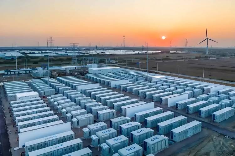 投资基金管理有限公司:中国新型储能装机五年增长20倍