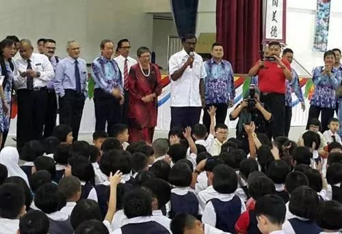 马来西亚华小生5年连减,汉语热降温 真相在这里